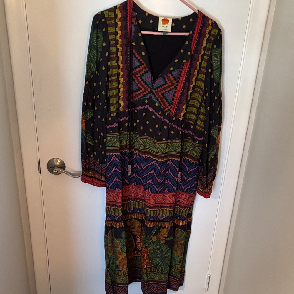 FARM Rio Black Multicolor V-Neck Printed Midi Dress Size large EUC